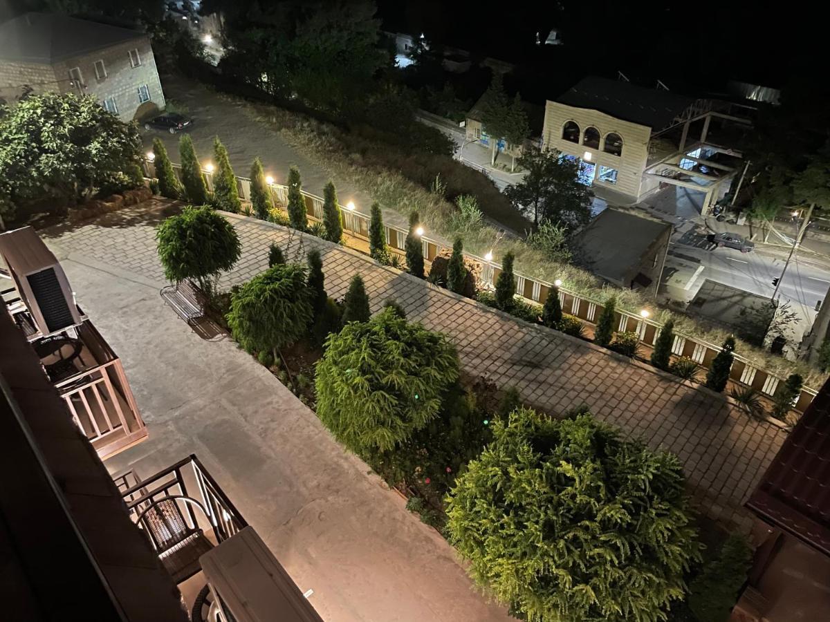 Kamar Hotel Ijevan Exterior photo